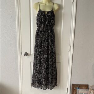 Elegant Black and White Maxi Dress